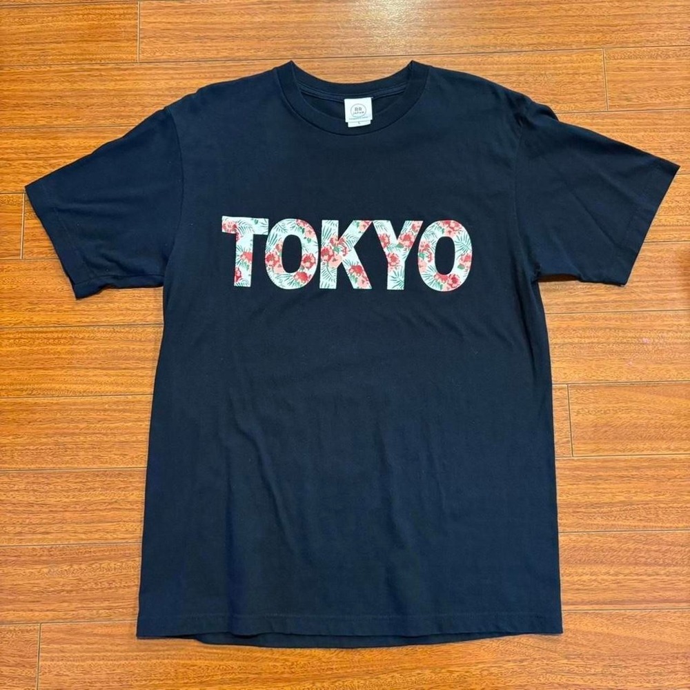 Navy floral TOKYO graphic t shirt. minimalist causual